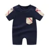 Sommar Baby Boys Flickor Kortärmad Rompers Infant Bomull Plaid Jumpsuits Toddler Andningsbara Onesies Barnkläder Barnkläder 0-2 år