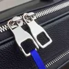7A+Fashion Eine neue Umhängetasche M57287 Mit Reißverschlusstasche vorne und doppelter Aufklebertasche innen Abnehmbare Schultergurte Mehrere