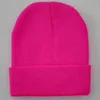 Helle solide Acryl-Strickmützen Damen Herren Winter Plain Beanies Cap Orange Braun Schwarz Neongelb Neongrün Y21111