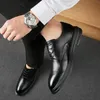 Abito da uomo polpaccio Cap di pelle autentica Oxford Lace Up Brogue Wedding Party Formal Shoes for Men Big Taglia B