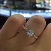Womens Designer Ring Romantic Zircon Shining Round Stone Wedding Bridal Fashion Jewelry Engagement Rings For Women