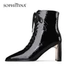 SOPHITINA Stivali da donna Fatti a mano Reticolo Tacco quadrato Tacco quadrato incrociato Stivale Elegante TPR Scarpe con tacco alto antiscivolo SO678 210513