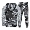 2 sztuki Zestawy Dress Mężczyźni Bluza z kapturem + Spodnie Sweter Hoodwear Garnitur Męski Kamuflaż Joggers Zimowe ubrania 220105