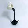 Flytande spillande kaffekopp skulptur kök dekoration magi hälla stänk kreativ skrivbord dekor hem 210804
