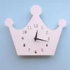 Nordic Ahşap Taç Duvar Saati Çocuklar Kız Odası Süslemeleri Modern Tasarım Sessiz Gitmek Pembe Prenses Saatleri Asılı Süsler 210325