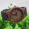 Top Brand Black Walnut Woodwen Watch para homens e mulheres com couro genuíno tiras de couro presentes de natal