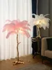 Vloerlampen Mode Struisvogelveren Lamp Woonkamer Binnen Deco Armatuur Koper Hars Tripot Staand301m