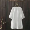 レースアップルーズプラスサイズドールホワイトシャツ夏の中空アウト刺繍綿の女性のトップ210615