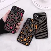 Casos de telefone de impressão de leopardo para iphone 12 mini 11 pro x xs max xr 8 7 6 6 s mais se tpu pele fosca sensação de cor preta moldura traseira tampa no saco opp