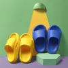 Portable bébé enfants pantoufles sandales pour garçons filles intérieur maison EVA doux semelle épaisse enfant en bas âge enfants été diapositives chaussures antidérapant 210713