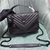 Handväskor Designer kvinnor Väskor Crossbody Kedjor i äkta läder Handväskor Messenger Clutch Modeväskor YB49 Totes axelväskor Cross Body kvinnaväska Handväska Handväska