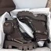 Botlar 2022 Kadın Tasarımcılar Büyük Boy Deri Ayakkabı Bot ayak bileği Martin Monolith Boot Askeri İlhamlı Savaş Platformu Alt Naylon Bouch ile Çantalar