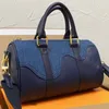 Tasarımcılar Klasik İki Tonlu Kovboy Çanta Tote Çanta Moda Lady Çanta Yastıklar Bayan Kabartmalı Logo Tasarım Mektuplar Baskı Omuz Büyük Crossbody Cüzdan Çanta