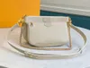 Top Qualité Femme Cross Body Bag Multi Pochette Accessoires Empreinte Cuir en Beige Noir Designers Femmes Sacs à Main Purses300C