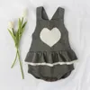 0-2yrs lente herfst baby meisjes rompertjes kleding liefhebbende hart gebreide baby mouwloze bodysuit 210429