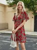 Sommer Rotes Blumenkleid Frauen V-Ausschnitt Minikleid Lässiger Druck Schmetterlingsärmel Urlaub Chic Lady Swing Kurzes Kleid Vestidos 210521