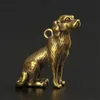 Obiekty dekoracyjne Figurki 3D Mosiądz Pies Casting Statua Mini Zwierząt Metal Figurka Home Decor Desktop Rzemiosła Rzemiosła Rzeźba Dekoracji Wisiorek