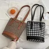 어깨 자수 가방 바둑판 무늬 양동이 핸드백 대형 houndstooth 용량 Drawstring CJDCJ