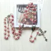 Kolczyki Naszyjnik Qigo Red Acrylic Vintage Cross Różaniec Bransoletka Zestaw Długie Religii Biżuterii Zestawy dla mężczyzn kobiet