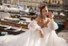 Katherine Joyce 2021 A Line Bröllopsklänningar Brudklänningar Plus Storlek Baklösa Crystal Applique Pärlor Vestios De Novia