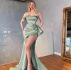 Verde menta Plus Size Arabo Aso Ebi Sirena Cristalli Abito da ballo sexy Abiti da sera Senza spalline Abito formale in raso con spacco alto Abiti da seconda accoglienza