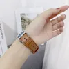 Luxury Leather Strap för Apple Watch Band 44mm 42mm 40mm 38mm Watchband Fashion Cloth Bracelet Iwatch Series 6 5 4 SE Wristbands Smart Tillbehör