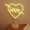 Serce Love Led Neon Sign Light Innowacyjne Lampy Stołowe Lampy Biurko Partie Ślubne Wydarzenie Dekoracje Światła Prezent