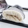 Czapka czapki/czaszki czaszki wełniane kobiety zagęszczone dzianinowy kapelusz zima plus aksamitne ochronę ucha ciepło gorros mujer invierno pompom czapki czapki