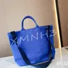 Handväska 3D-präglad Designer Shopping Bag Mode All-match Tote Bags Storlek 42 32cm