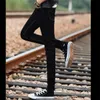 Ny 2021 Mode Inomhus Slim Fit Solida Svart / Blå Denim Jeans Men Casual Penna Byxor Tonåringar Sweatpants Pantalon Homme X0621
