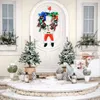 装飾的な花の花輪格子縞のクリスマスサンタクロースのぬいぐるみ脚ガーランド面白いぬいぐるみの脚の花輪の木の飾り窓のドアの飾り
