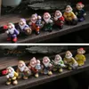 Set med 7 miniatyrfeary Gnomes dvärg figurer mini harts trädgård gnomes elf figurer rolig bonsai micro staty dekoration 210811