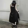 [EAM] femmes noir tempérament irrégulier longue robe col rond sans manches coupe ample mode printemps été 1DD7038 21512