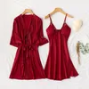 Kvinnors Sleepwear 2PCS Robe Set Kvinnor Nattkläder Satin Silky Kimono Badrock Gown Sexig Hollow Out NedlySee Lace Intimate Underkläder