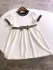 Luxury Baby Girls Dress Kids Letter F Bowknot Sommar Kortärmad Barn Casual Designer Kläder