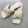 2021 Verão Ins Moda Mulheres Candy Color Manta Plana Chinelos Roxo Amarelo Baixo Salto Beach Slides Mules Sapatos Plus Size 41 42 PLKN43254