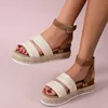 2021 Nya Summer Kvinnor Gyllene Sandaler Plattform Klackar Korsband Ankel Lace Peep Toe Beach Party Ladies Skor Zapatos Y0721