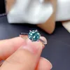 Blue Green Moissanite Ring 1CT 6.5mm VVS Lab Diamond Gestetst Gestoorde Mode-sieraden met Certificaat Real 925 Sterling Zilver