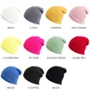Grossistfabrik direkt sticka försäljning mössor hatt anpassad tjockt vinter design skidböna kvinnor män
