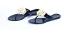新しい夏の女性の花スリッパ女性のフリップフロップ花スリッパ pvc サンダルカメリアゼリー靴ビーチシューズ