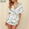Kvinnors Jumpsuits Rompers Nlw Stripe Ol Bow Beach 2021 Kvinna Sommar Playsuits Casual Party Ruffles Backless Short