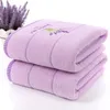 Handduk 2021 Stor 70 * 140cm Lavendel bomullstyg Bad för vuxna Soft Gift Striped Handdukar Mer Absorberande