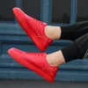 2021 Klasyczne Wygodne Buty do biegania dla Męskie Oddychające Męskie Męskie Athletic Fly Splot Jogging Buty Wysokiej Jakości Uniwersytet Czerwony Lekki Moda Czarny Biały FD52