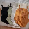 赤ちゃんの女の子の子供たち夏の服はソリッドカラーサスペンダーシャツ+短い子服セット