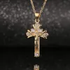 Hängsmycke Halsband Andshiny Cross Necklace för kvinnor Män Katolska Religiösa Mönster Smycken Zircon Charms Jesus Believer