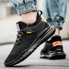 Toppkvalitet 2021 Ankomstmens Womens Sports Running Skor Nyaste stickade Andningsbara löpare Vit Utomhus Tennis Sneakers EUR 39-44 WY13-G01