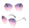 2021 Oversized Rimless Brand Sunglasses Women Vintage Sexy Diamond Square Luxury Design Sun Glasses For Women zonnebril