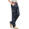 Vomintmens Jeans Cargo Denim Byxor Regular Loose Fit Multi Fickor Klassisk Tvättad Militär Slitage Storlek 38 40 42 V7A1J012 211008