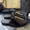 Pantofole Tub per le donne Sandali con fiocco di perle Mocassino 2021 Calzini Plus Size 4 7 9 Stivali Lobster Rack Uomo 8 Numero Fip Flops