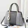 HBP Non-Brand Texture handbag Korean casual versatile large capacity women's messenger bag y sport.0018